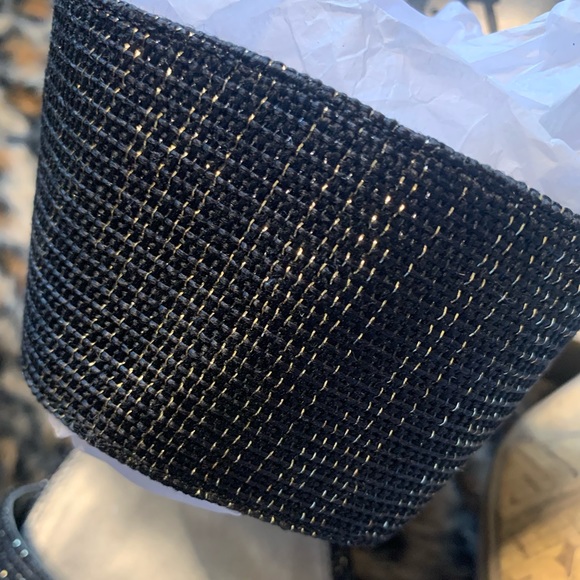 NWT FIONI WEDGE SANDALS SZ 10 - Picture 4 of 7